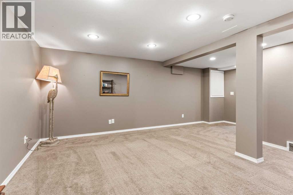 Single Family House for Sale in  Millview Green SW Millrise Calgary 