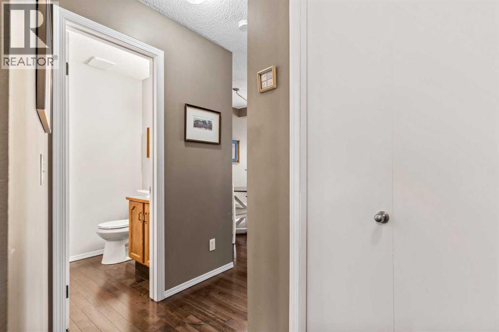 Single Family House for Sale in  Millview Green SW Millrise Calgary 