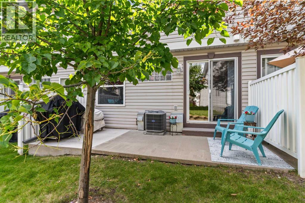 Single Family House for Sale in  Millview Green SW Millrise Calgary 