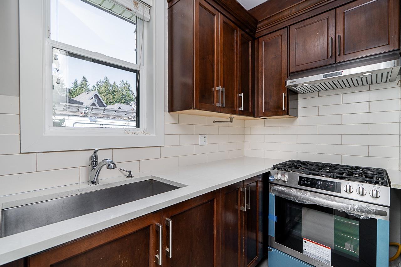 Photo 13 of 14500 59 A Avenue, Surrey BC