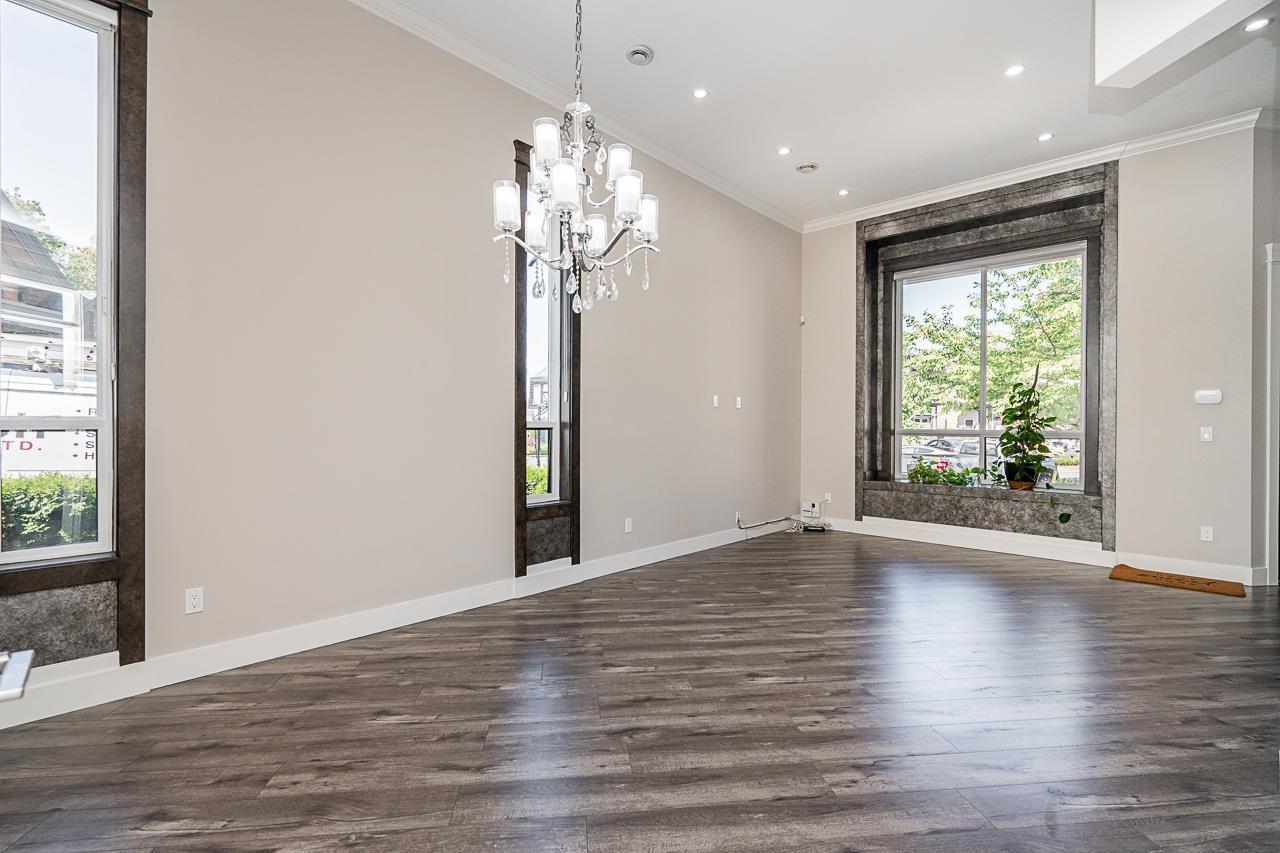 Photo 4 of 14500 59 A Avenue, Surrey BC