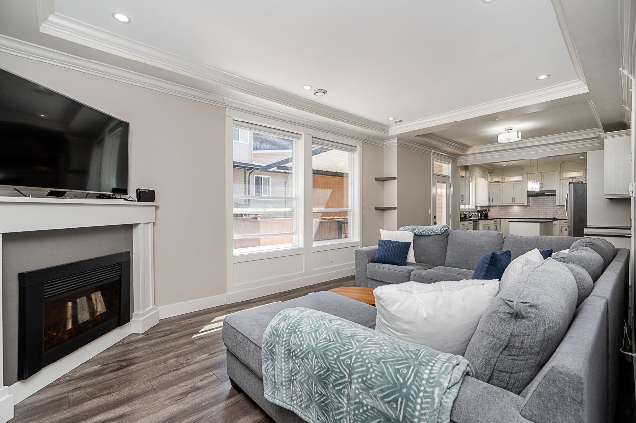 Photo 12 of 14500 59 A Avenue, Surrey BC