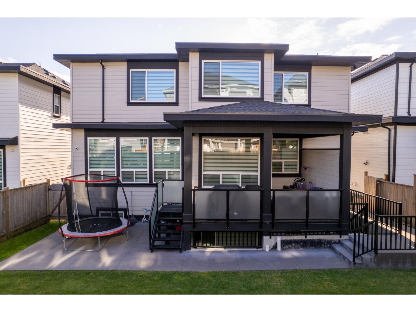 Photo 31 of 7750 154 A Street, Surrey BC