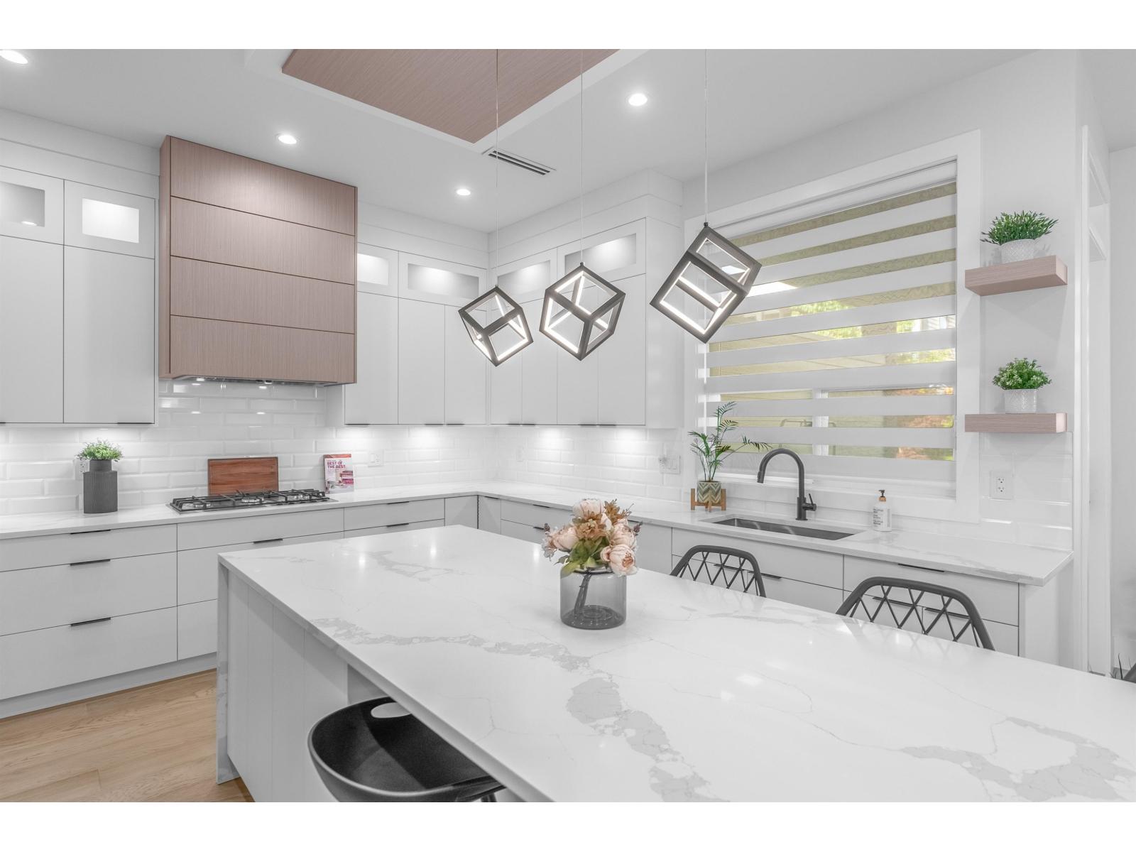 Photo 11 of 7750 154 A Street, Surrey BC