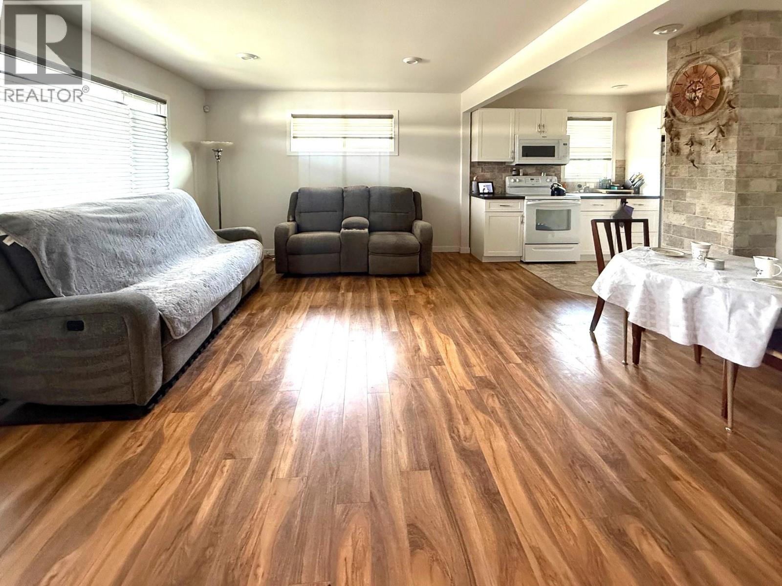 Photo 26 of 862 Desmond Street, Kamloops BC