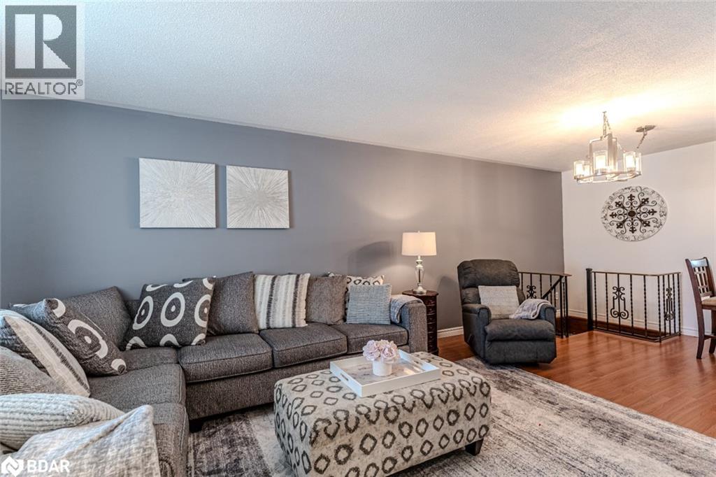 Photo 6 of 630 William Street, Midland ON