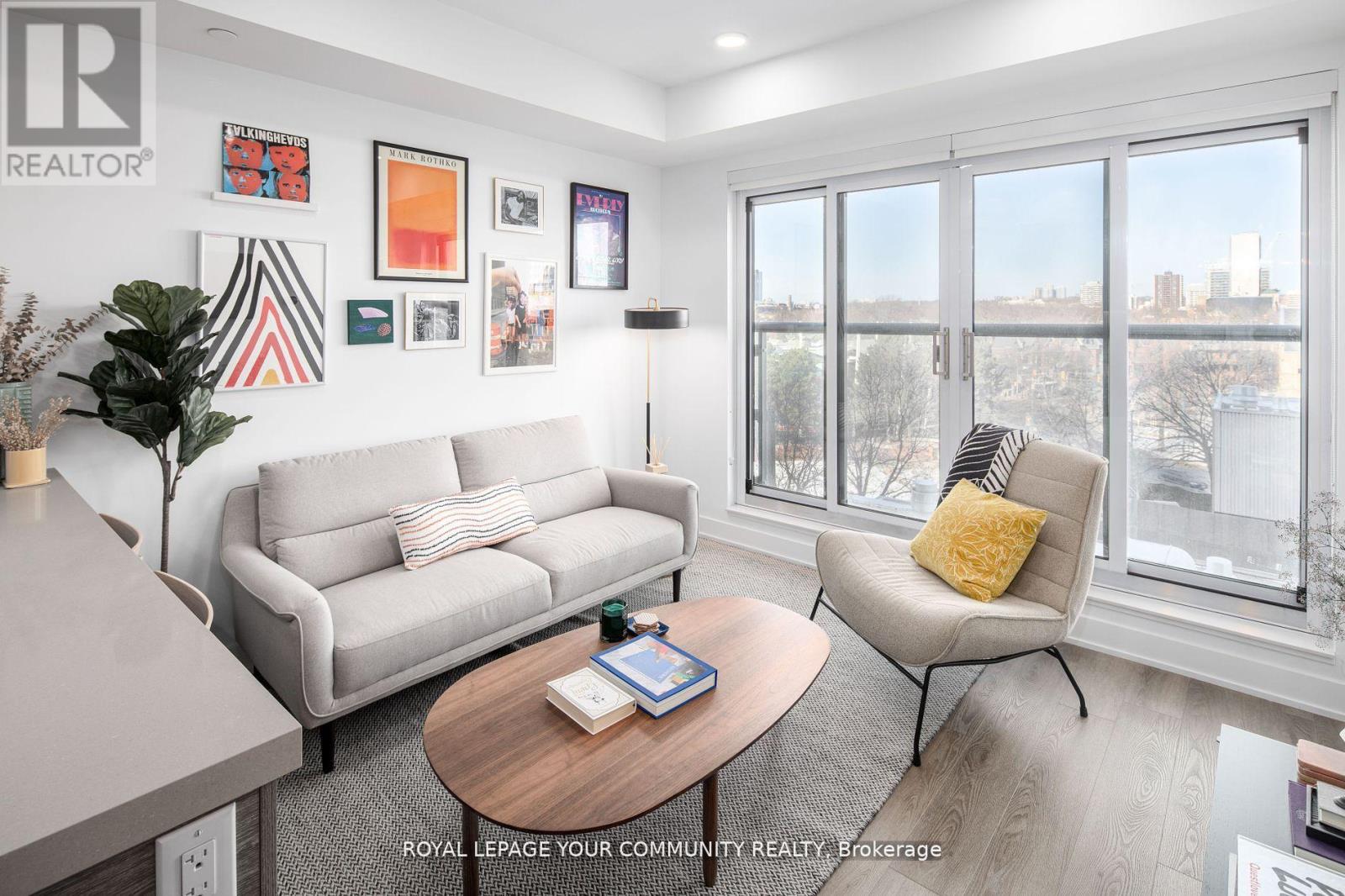 Photo 1 of 510 484 Spadina Avenue, Toronto ON