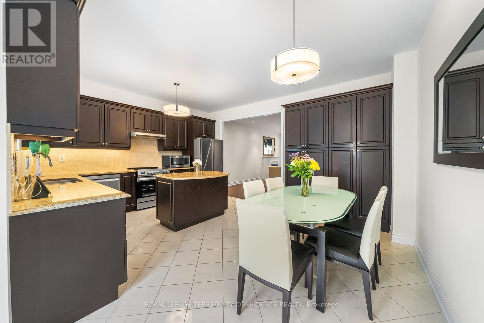 Photo 34 of 508 Ellerslie Avenue, Toronto ON