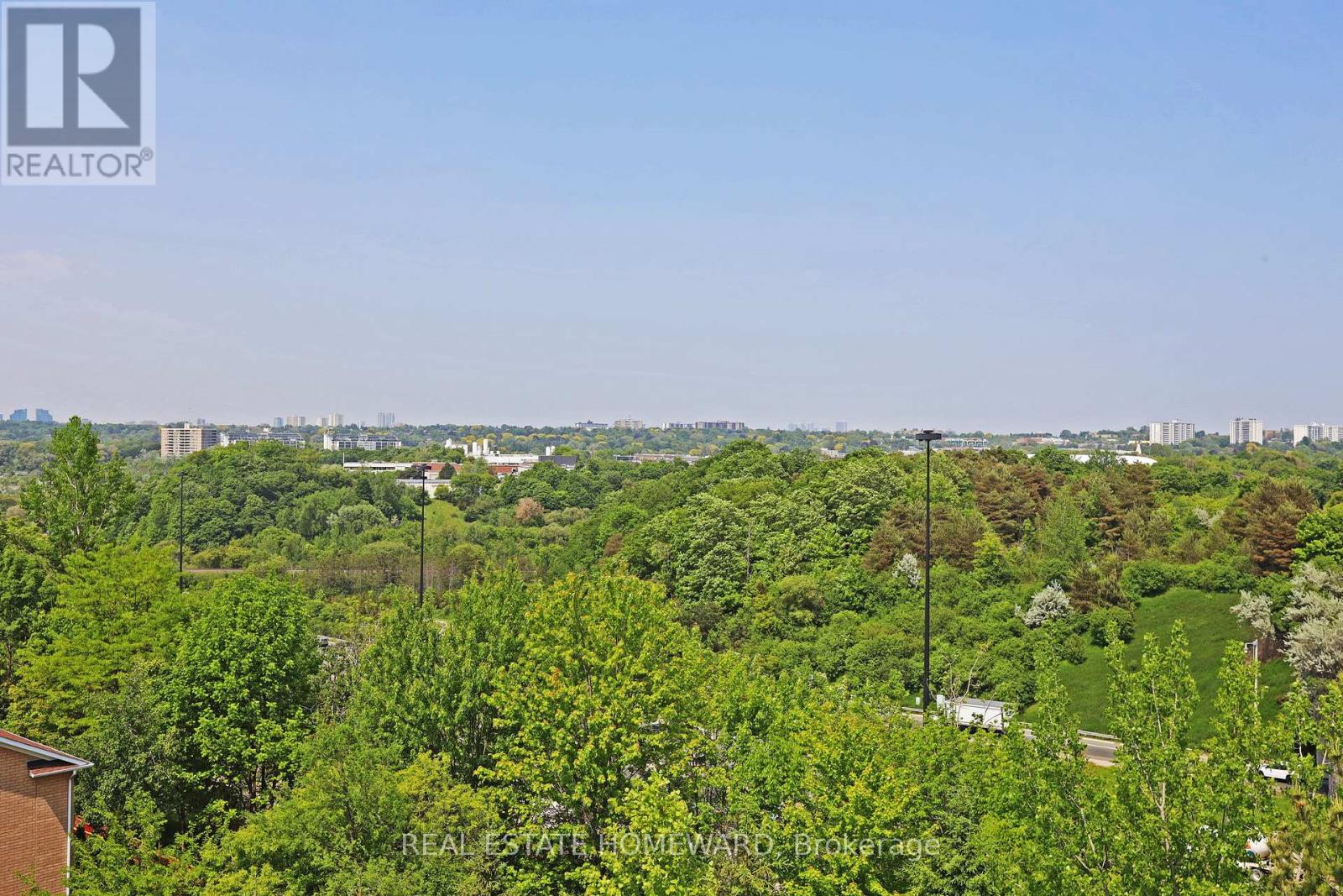 Photo 18 of 608 120 Dallimore Circle, Toronto ON