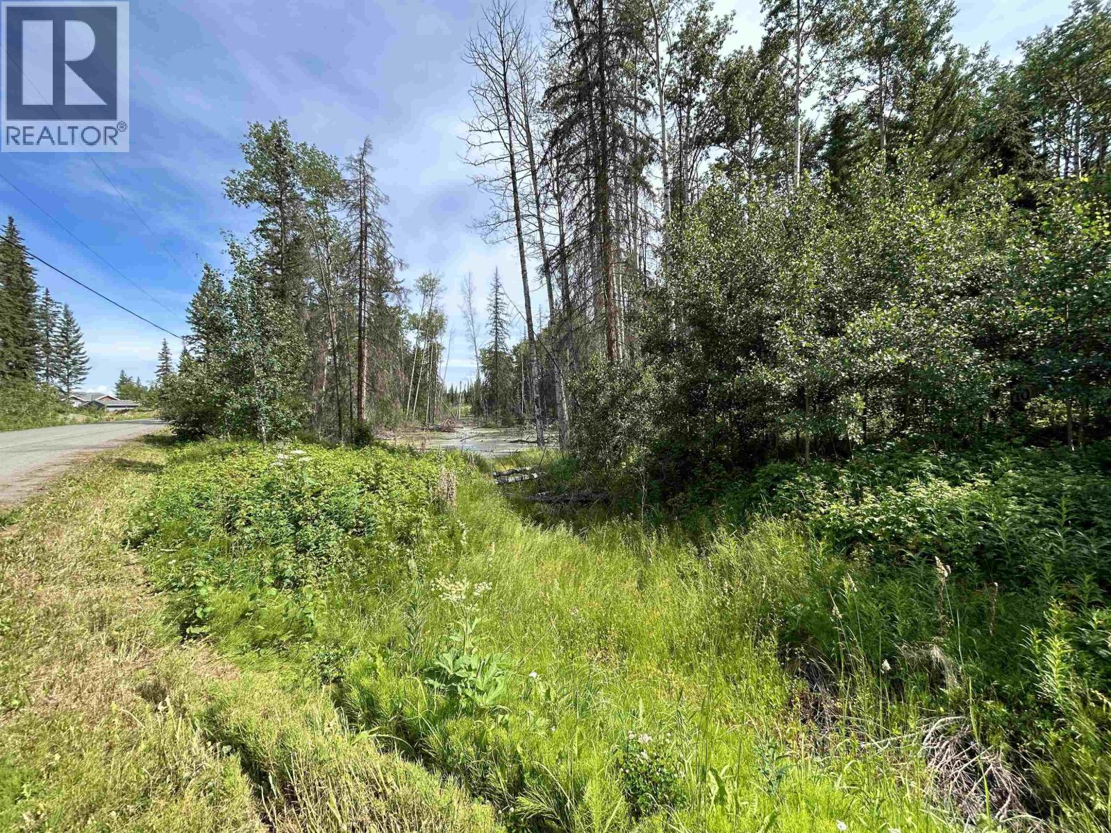 7227 KINGFISHER ROAD, Lone Butte