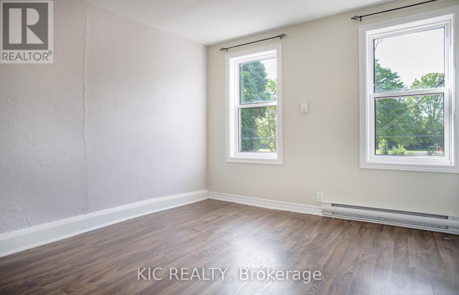 Photo 13 of 112 1 2 Olive Avenue, Oshawa ON