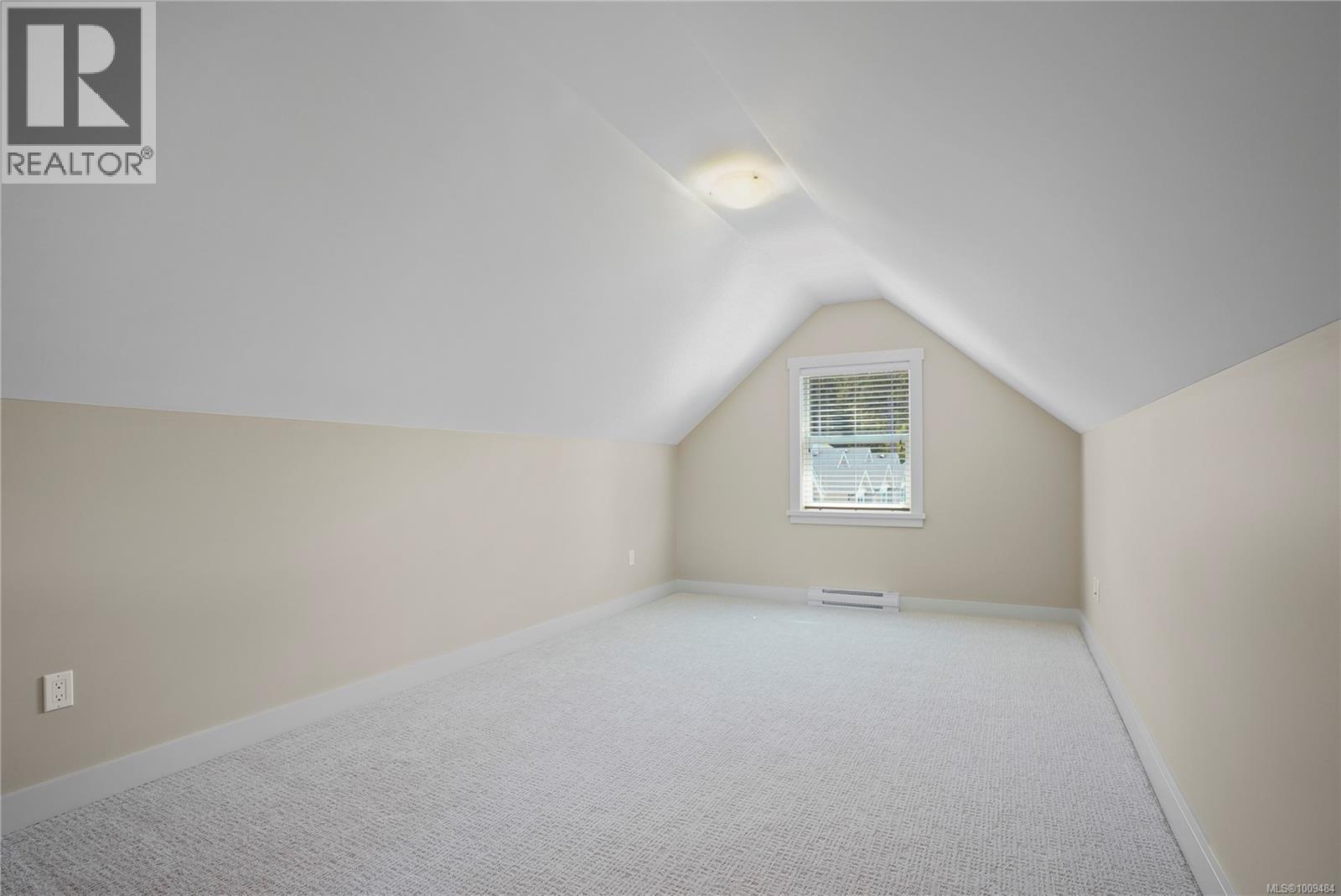 Photo 22 of 1011 Braeburn Ave, Langford BC