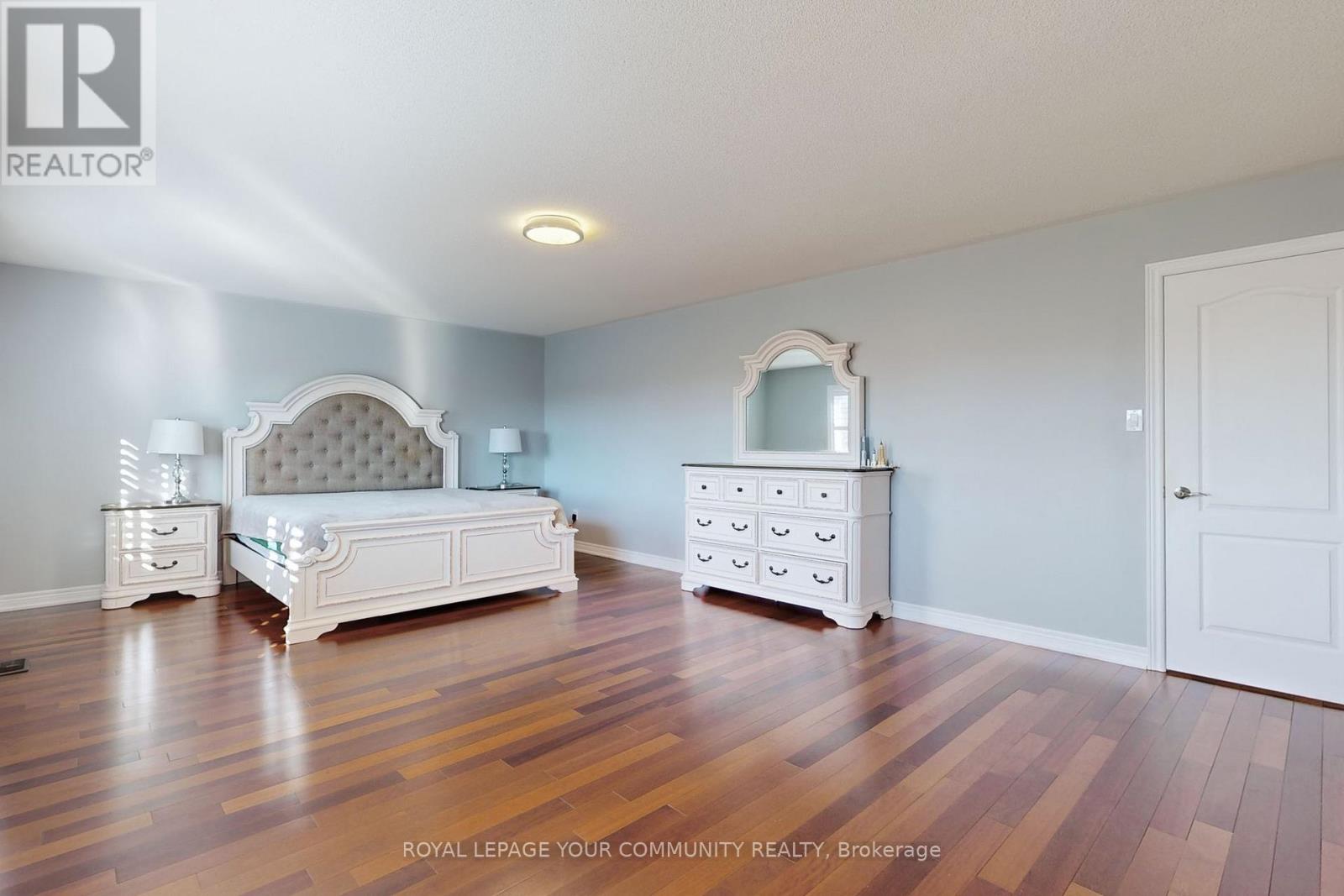 Photo 25 of 128 Selwyn Road, Richmond Hill ON