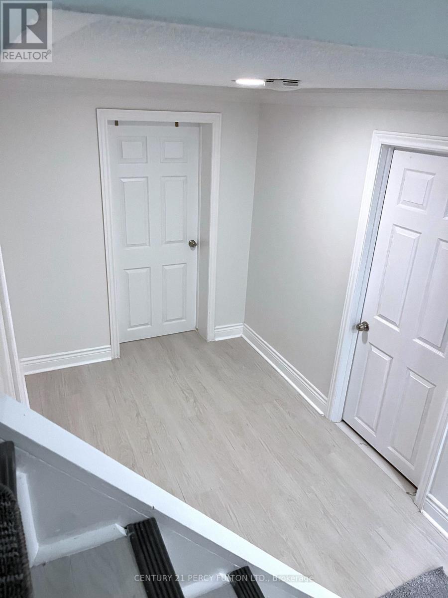Photo 26 of 272 Conestoga Avenue, Richmond Hill ON
