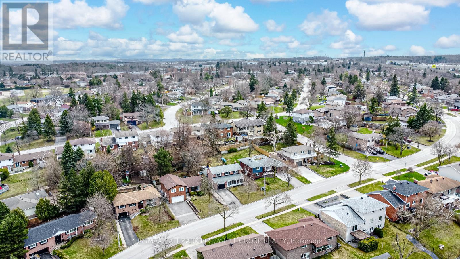 Photo 22 of 25 Marshall Street, Barrie ON