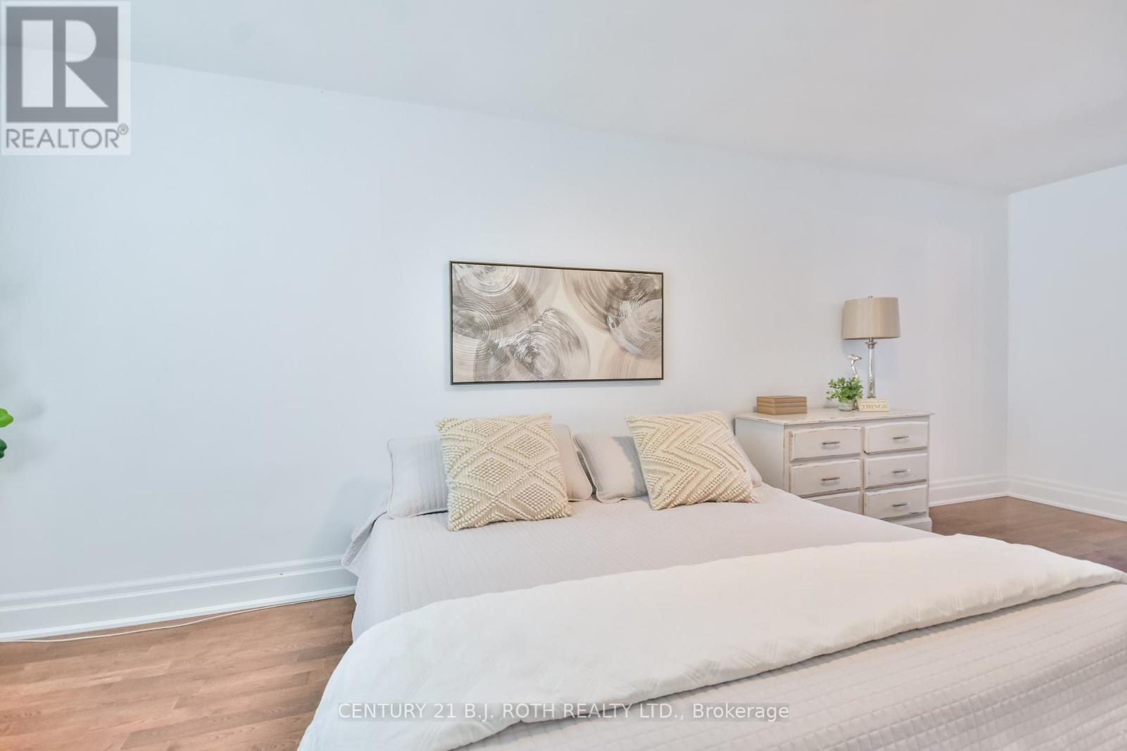 Photo 29 of 25 Keats Drive, Barrie ON