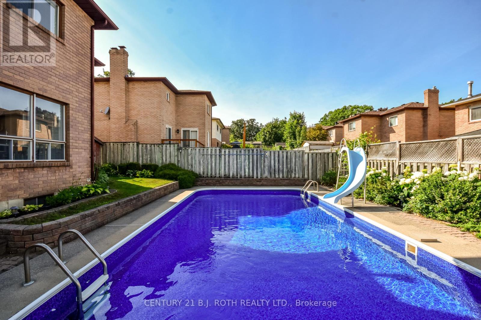 Photo 37 of 25 Keats Drive, Barrie ON