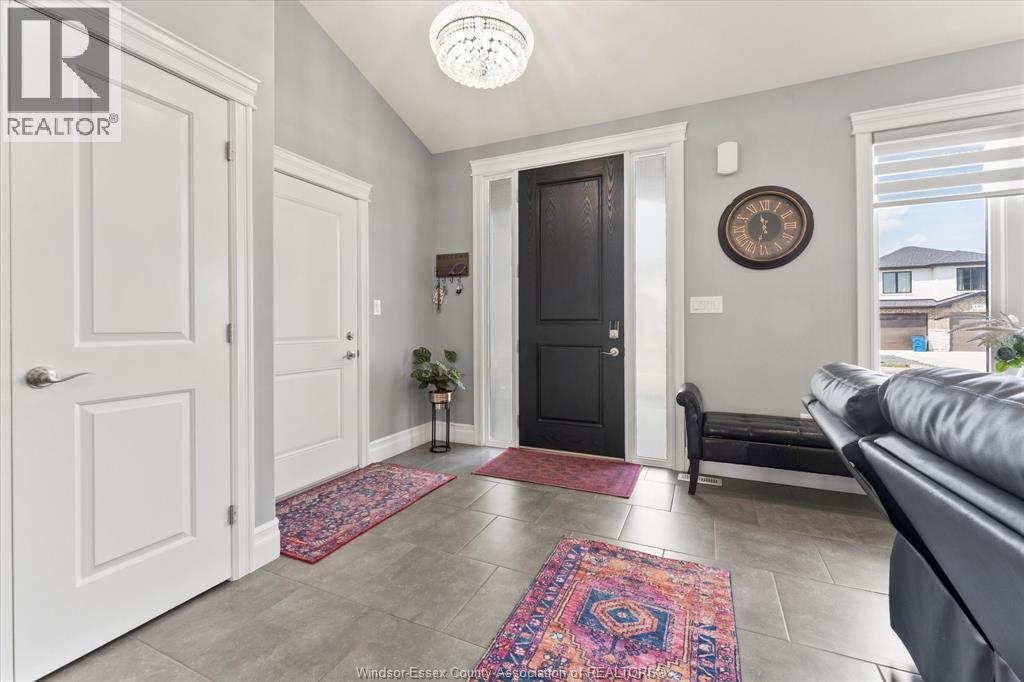 Photo 5 of 1390 Barkley Avenue Unit Main, Windsor ON