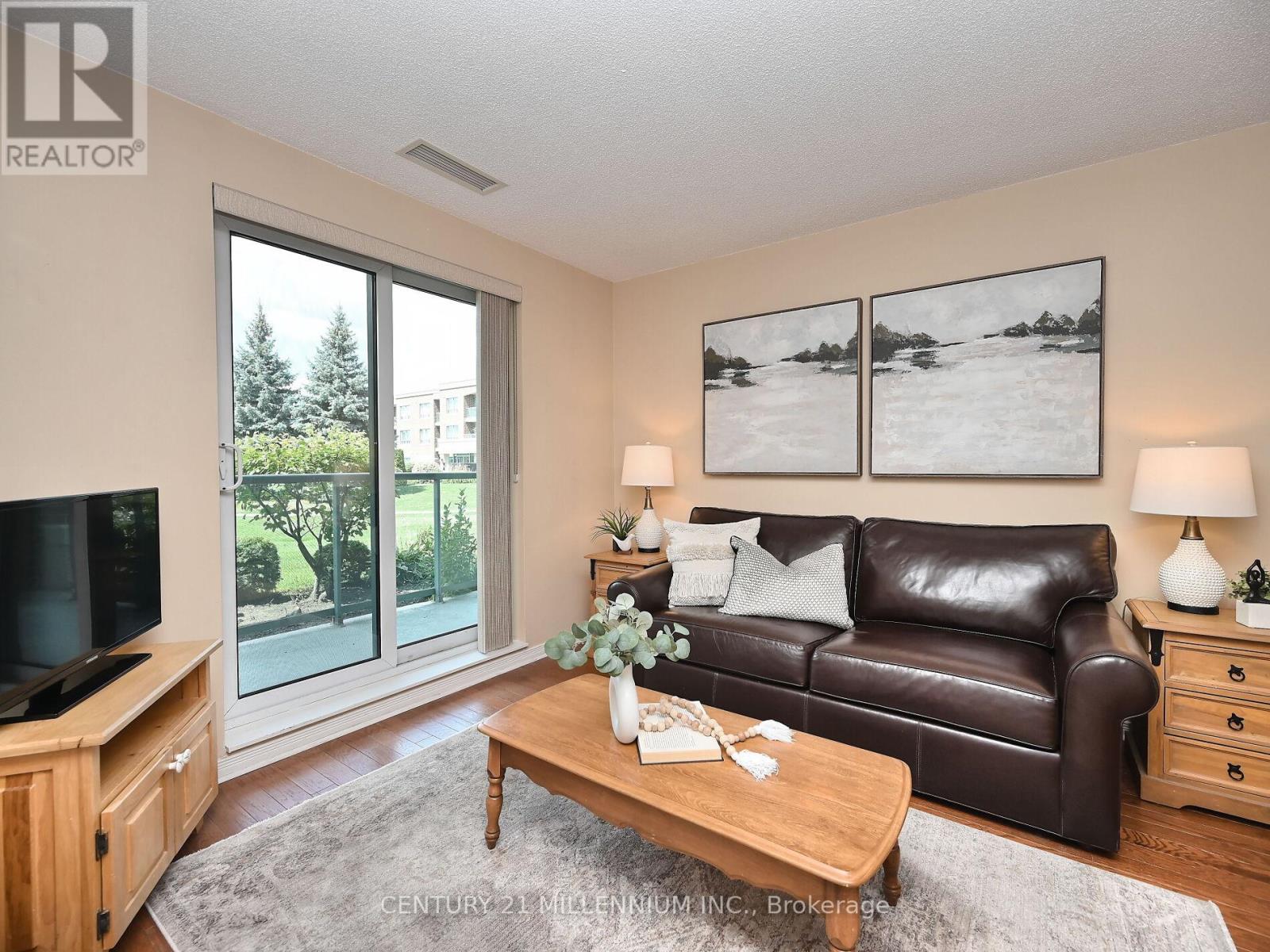 Photo 1 of 113 25 Via Rosedale, Brampton ON