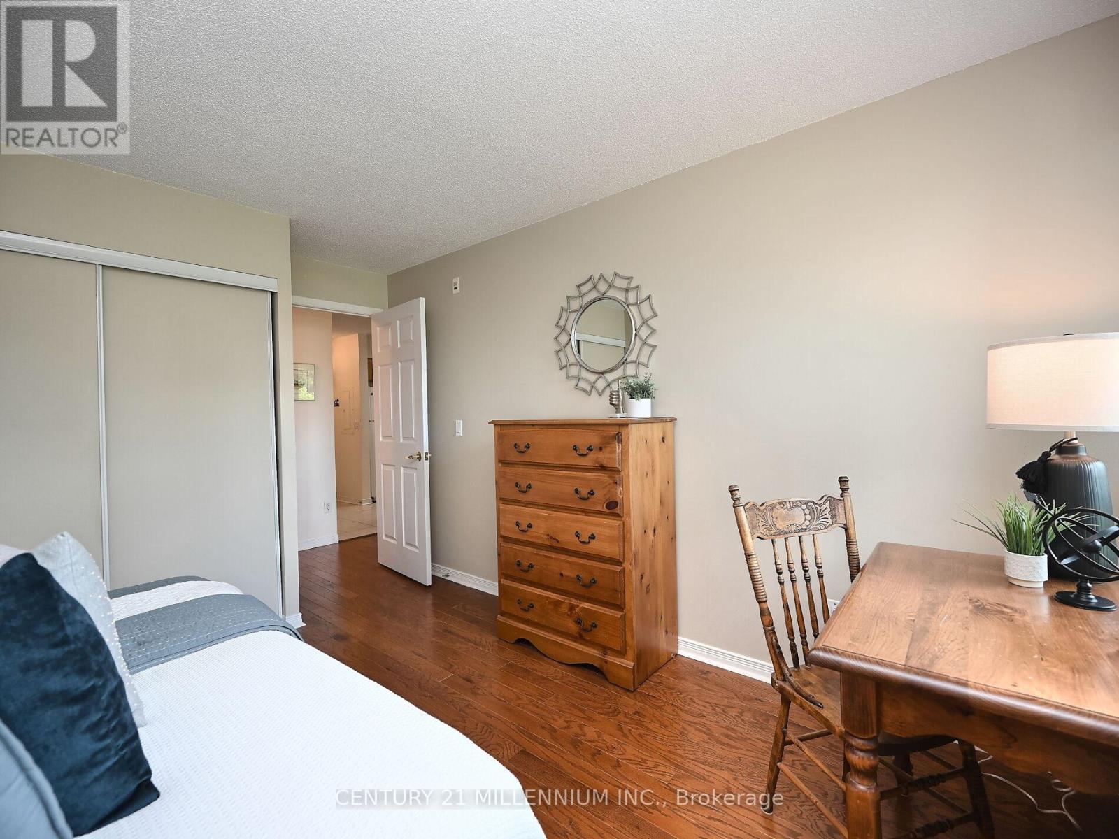 Photo 15 of 113 25 Via Rosedale, Brampton ON