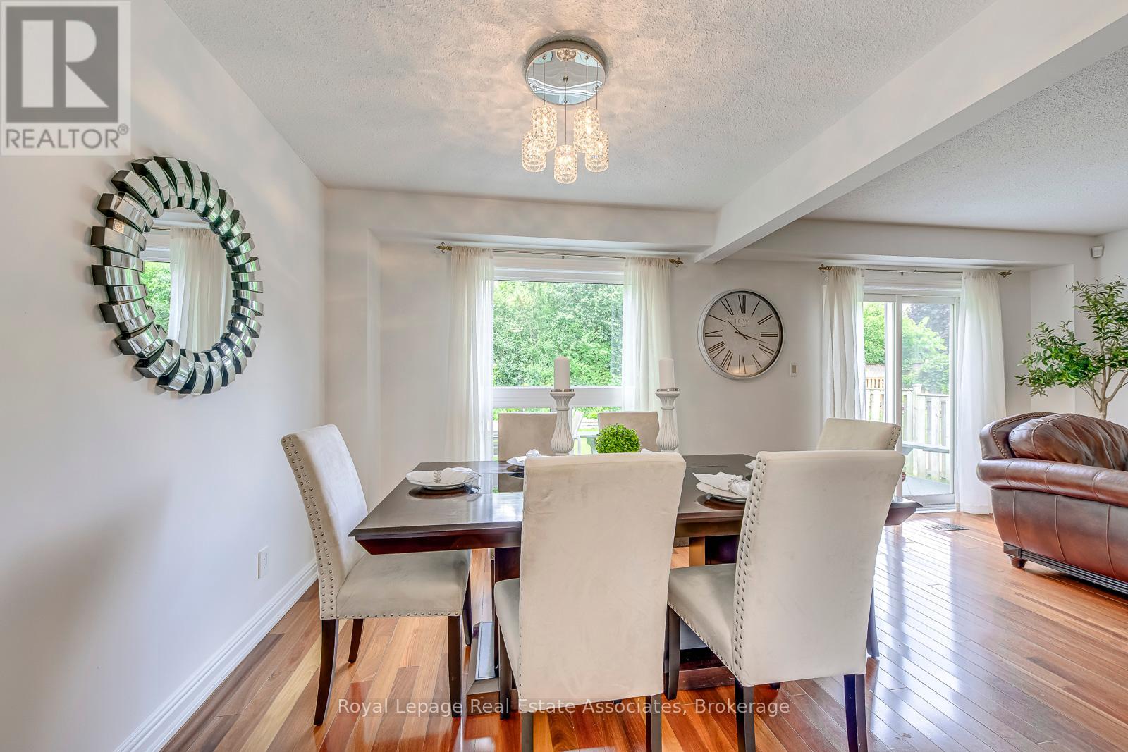 Photo 3 of 6221 Millers Grove, Mississauga ON