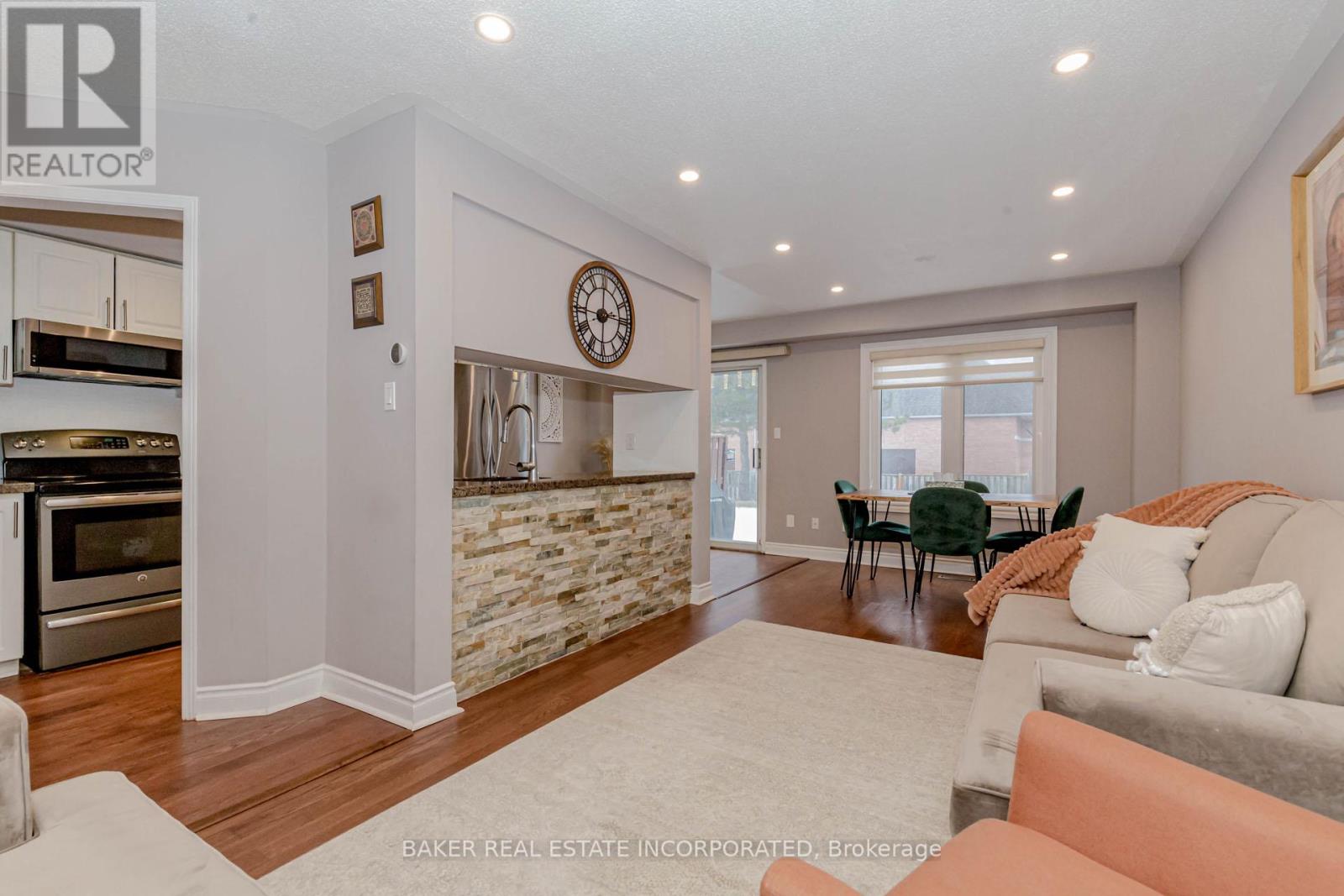 Photo 47 of 44 1485 Torrington Drive, Mississauga ON