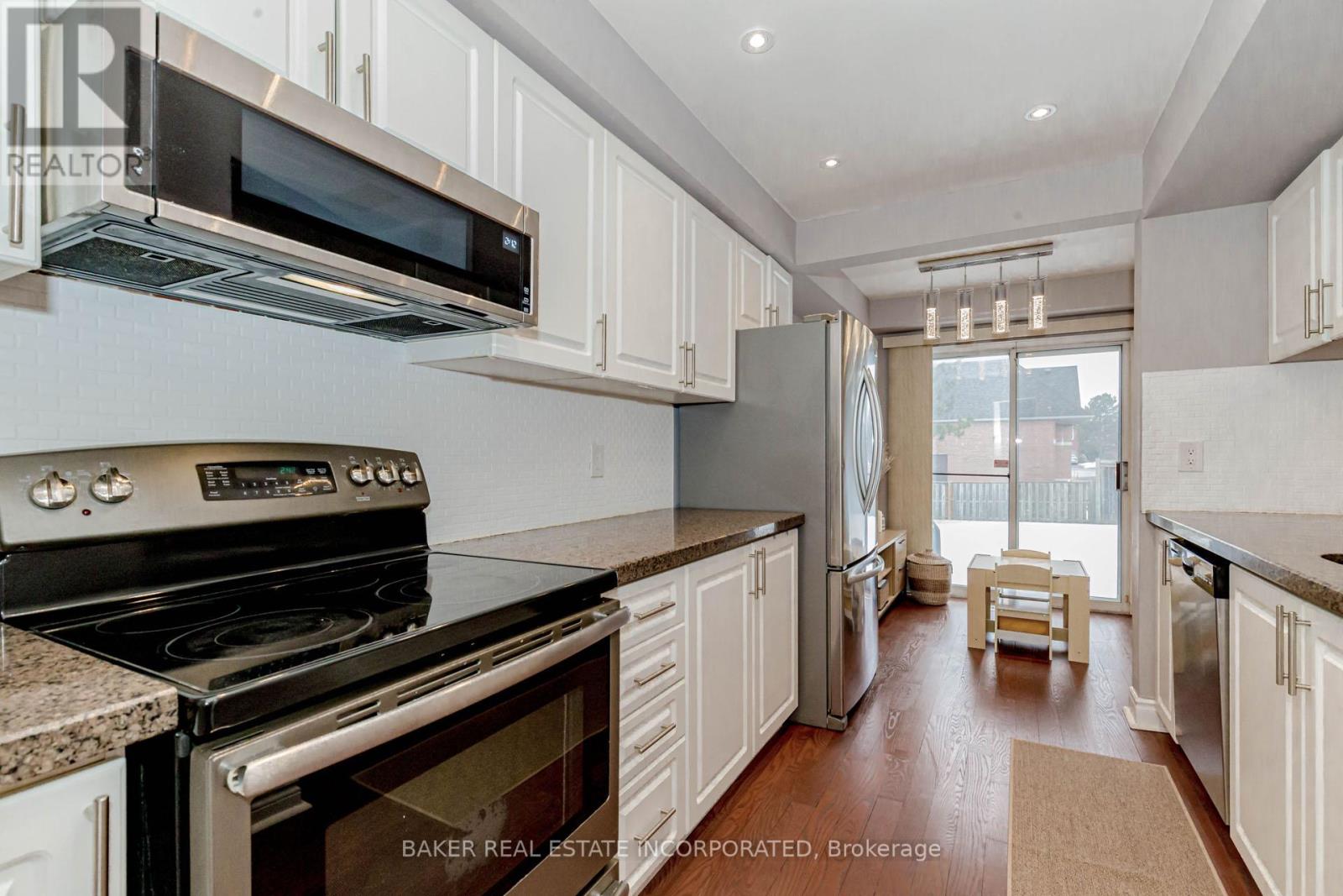 Photo 19 of 44 1485 Torrington Drive, Mississauga ON