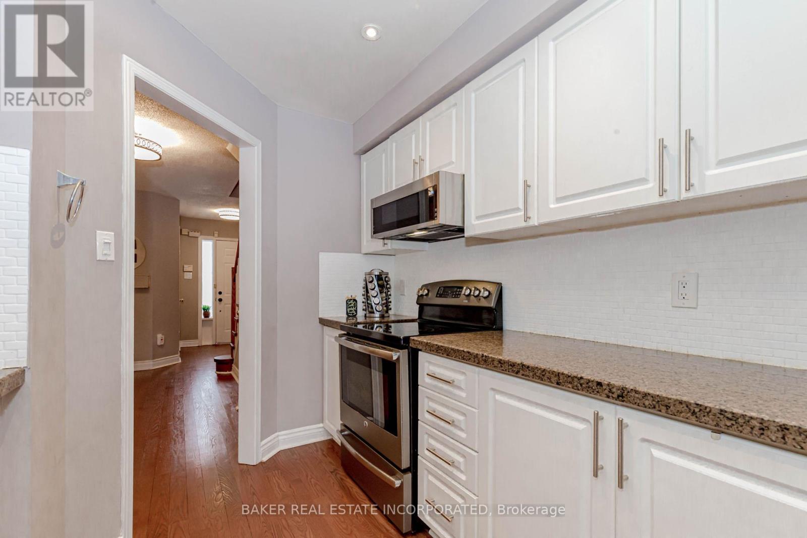 Photo 25 of 44 1485 Torrington Drive, Mississauga ON