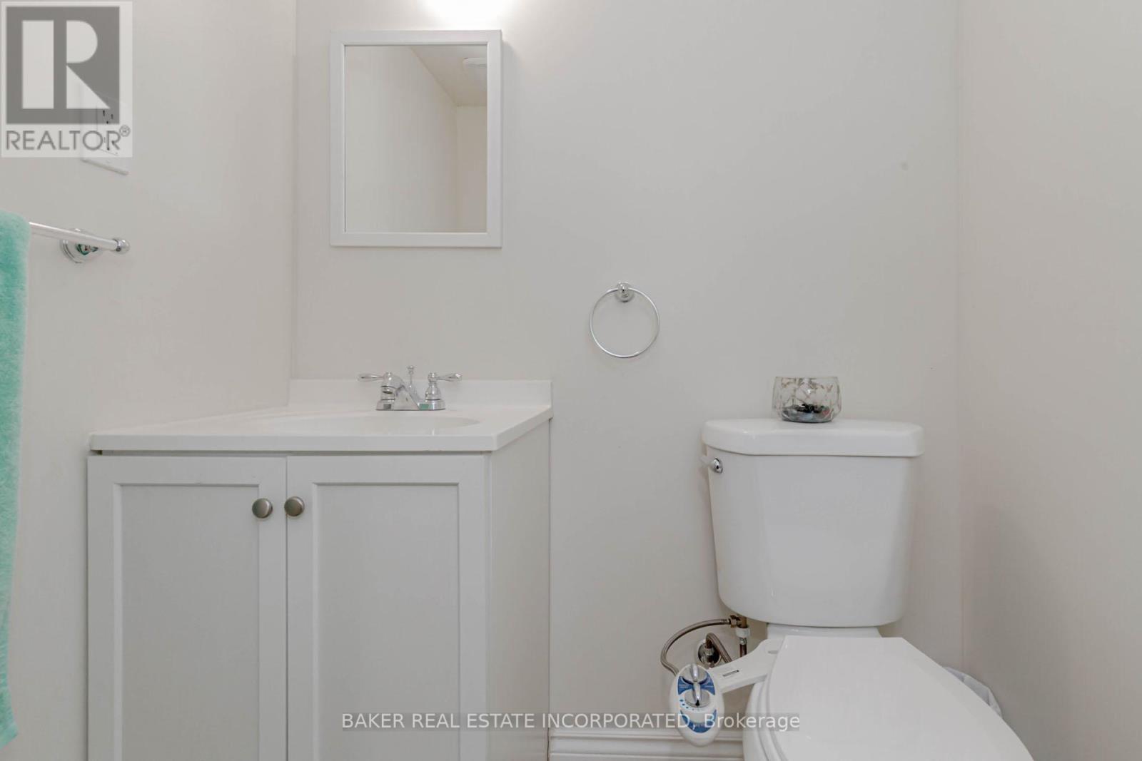 Photo 11 of 44 1485 Torrington Drive, Mississauga ON