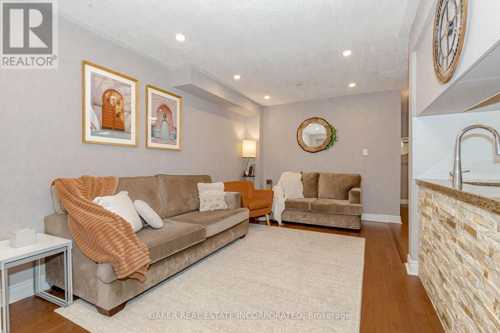 Photo 46 of 44 1485 Torrington Drive, Mississauga ON