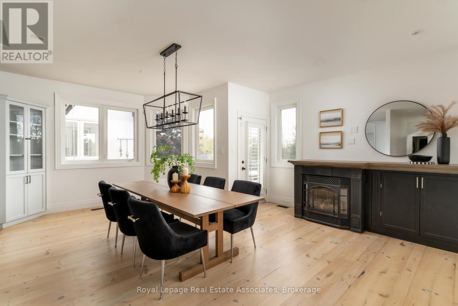 Photo 13 of 50 Lyonsview Lane, Caledon ON
