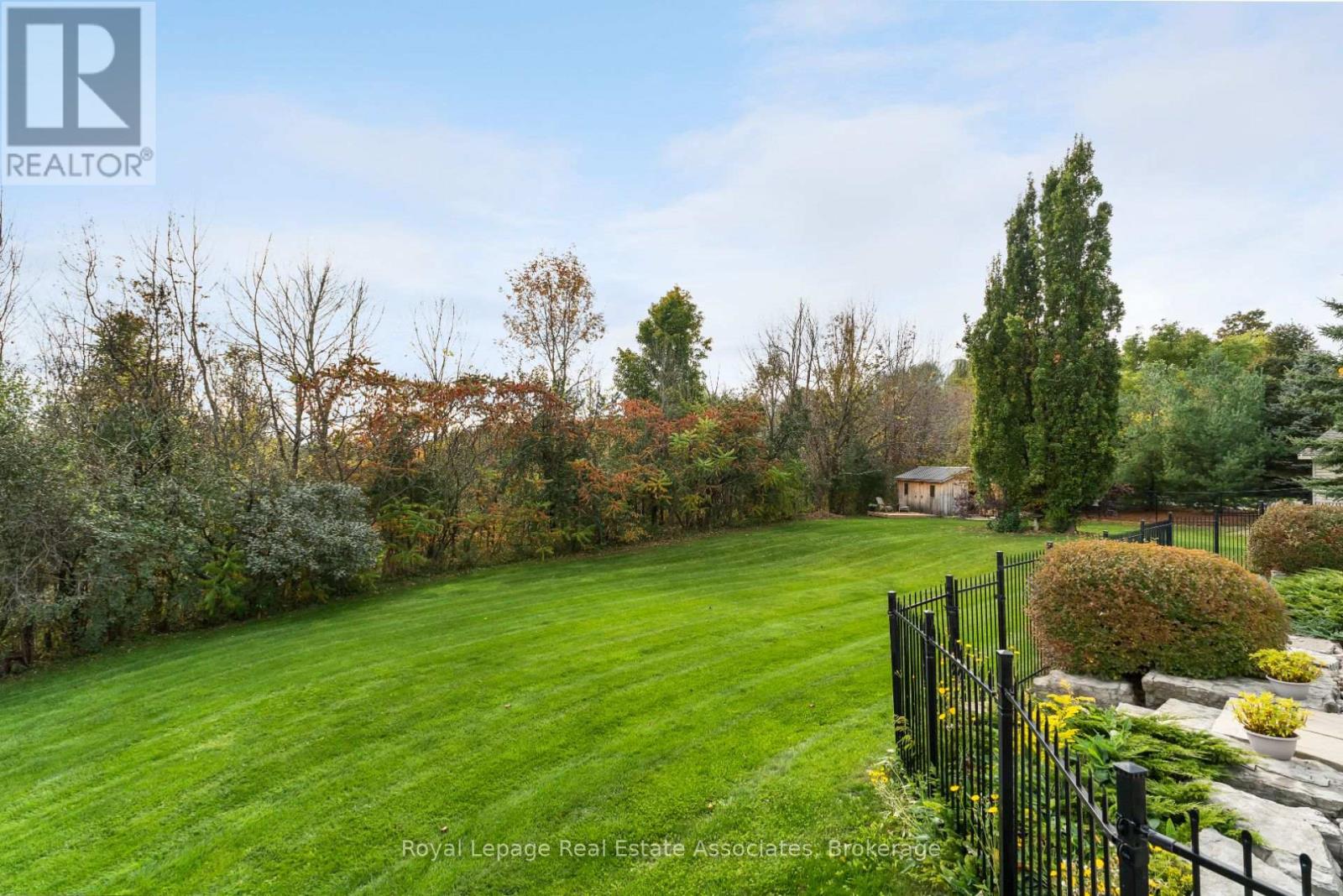 Photo 40 of 50 Lyonsview Lane, Caledon ON