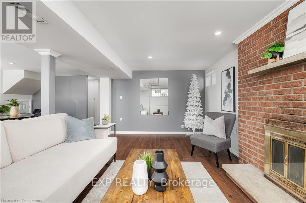 Photo 20 of 95 Avonmore Crescent, Orangeville ON