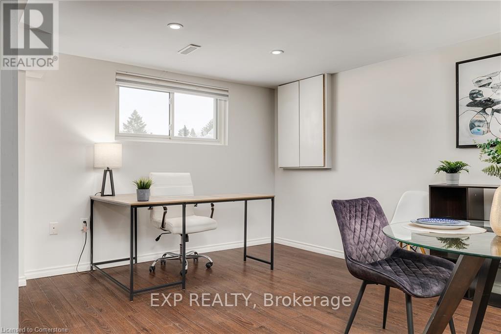 Photo 21 of 95 Avonmore Crescent, Orangeville ON