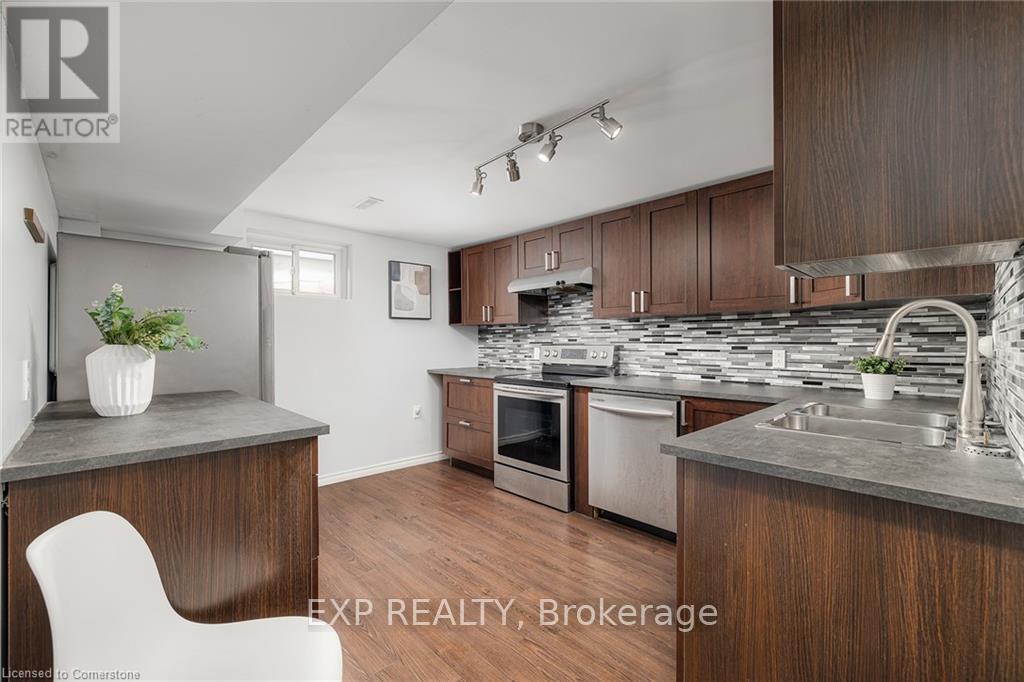 Photo 23 of 95 Avonmore Crescent, Orangeville ON