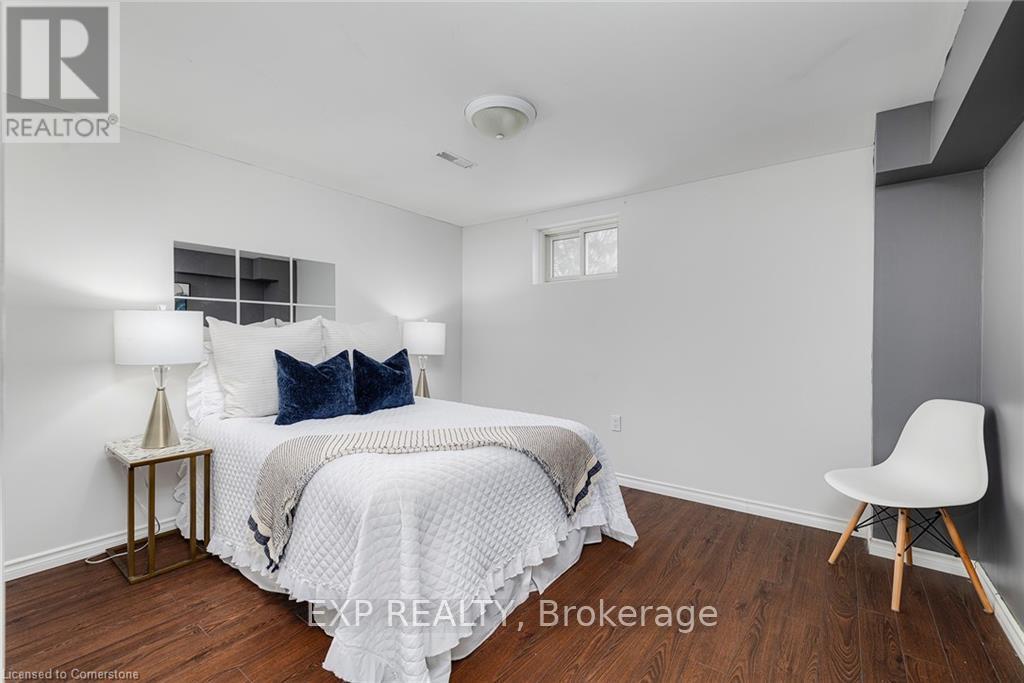 Photo 26 of 95 Avonmore Crescent, Orangeville ON