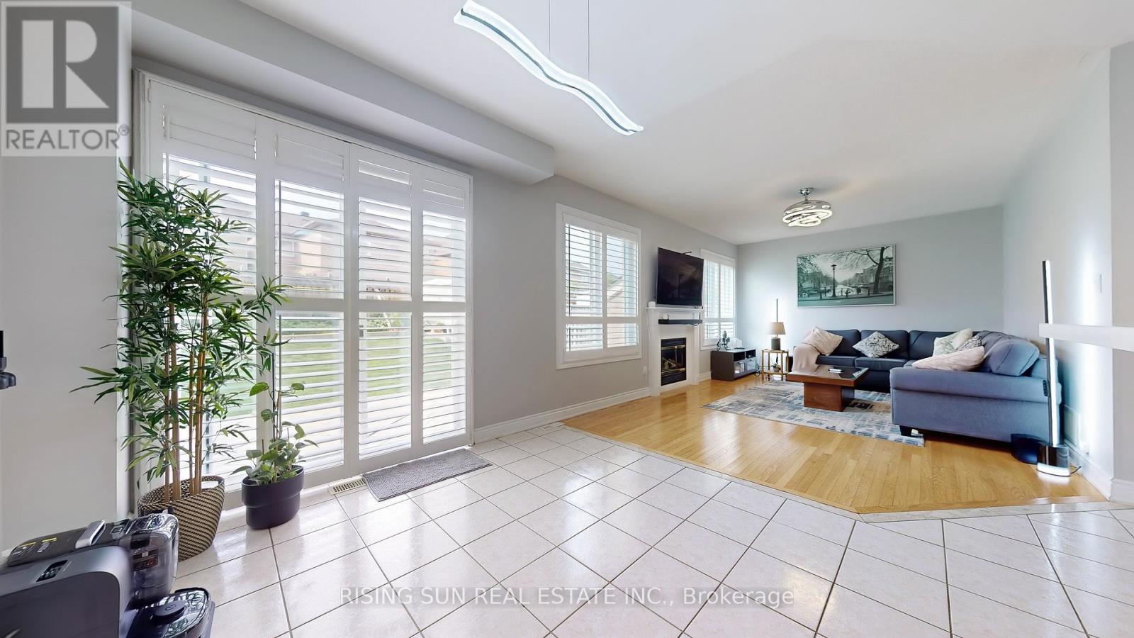 Photo 12 of 15 Mario Street, Brampton ON
