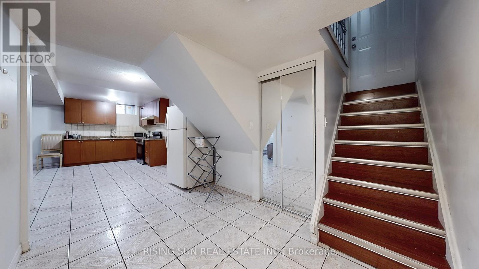 Photo 29 of 15 Mario Street, Brampton ON