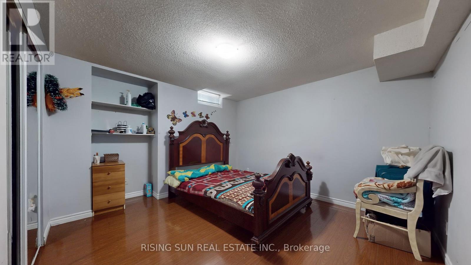 Photo 33 of 15 Mario Street, Brampton ON