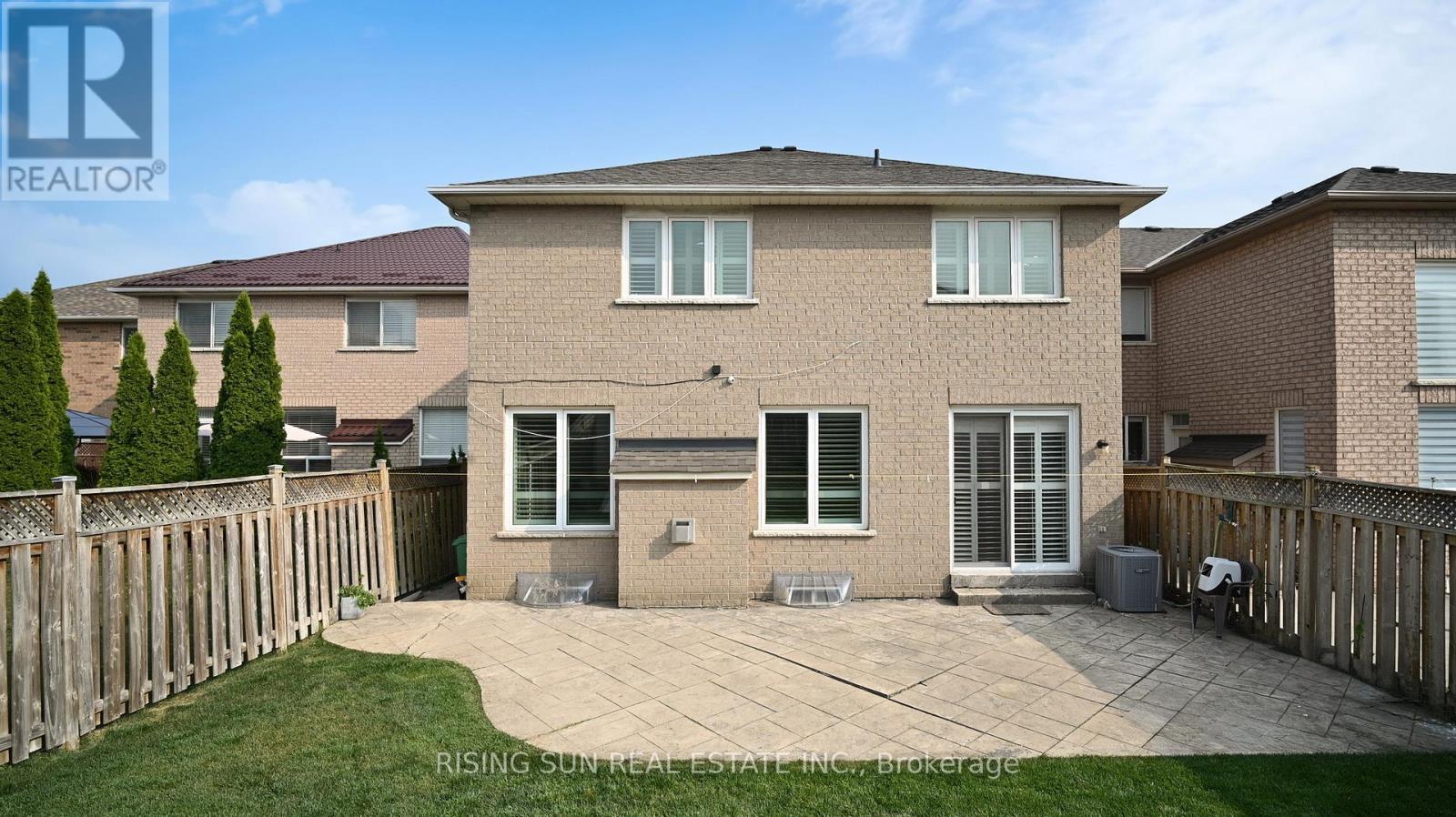 Photo 37 of 15 Mario Street, Brampton ON