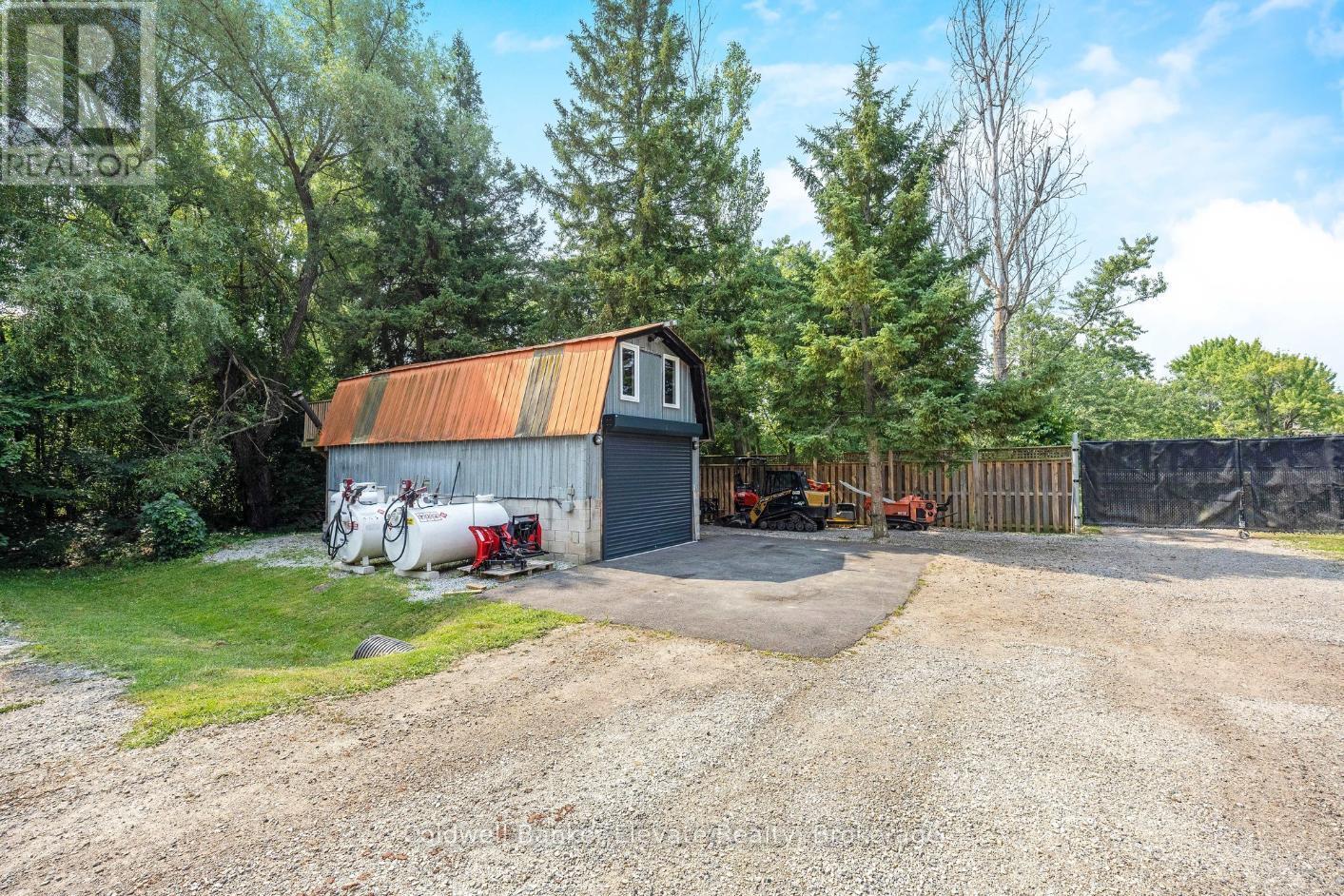 Photo 37 of 13442 22nd Side Road, Halton Hills ON