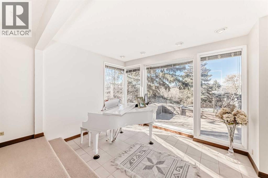 Photo 4 of 1424 23 Street Nw, Calgary AB