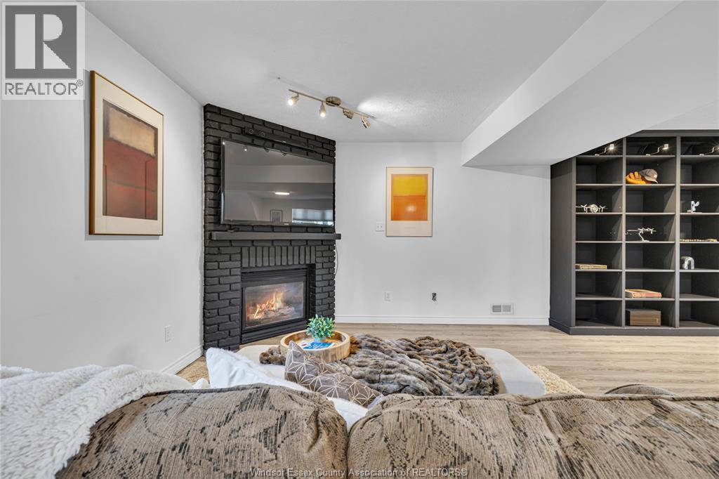 Photo 31 of 120 Remo, Lakeshore ON
