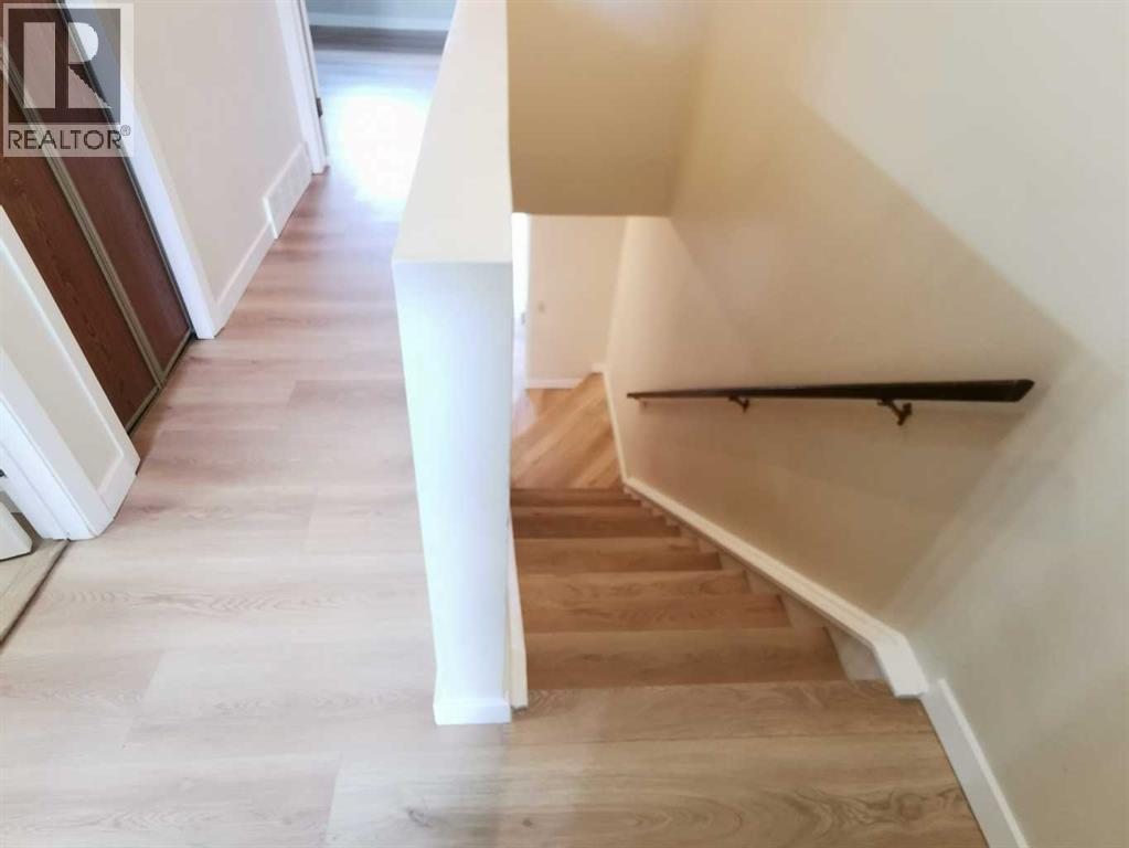 Single Family House for Sale in    Street NE Rundle Calgary 