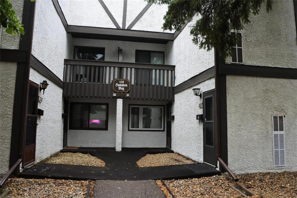 Photo 2 of 107 119 Swindon Way, Winnipeg MB