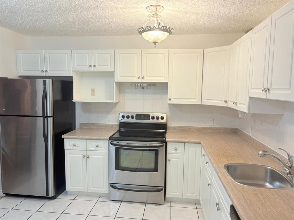Photo 5 of 107 119 Swindon Way, Winnipeg MB