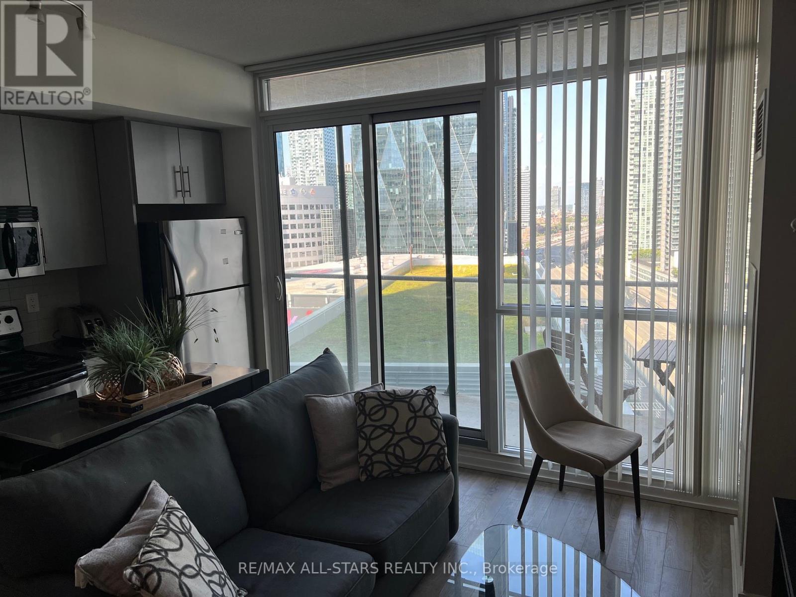 Photo 12 of 1306 55 Bremner Boulevard, Toronto ON