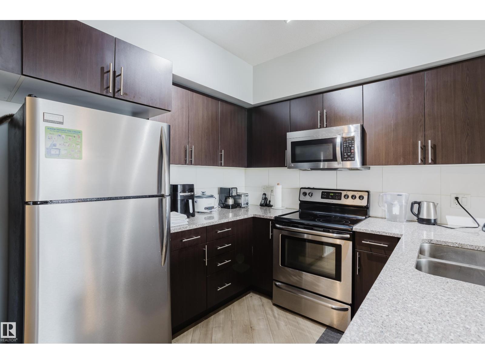 Photo 16 of 2704 10152 104 St Nw, Edmonton AB
