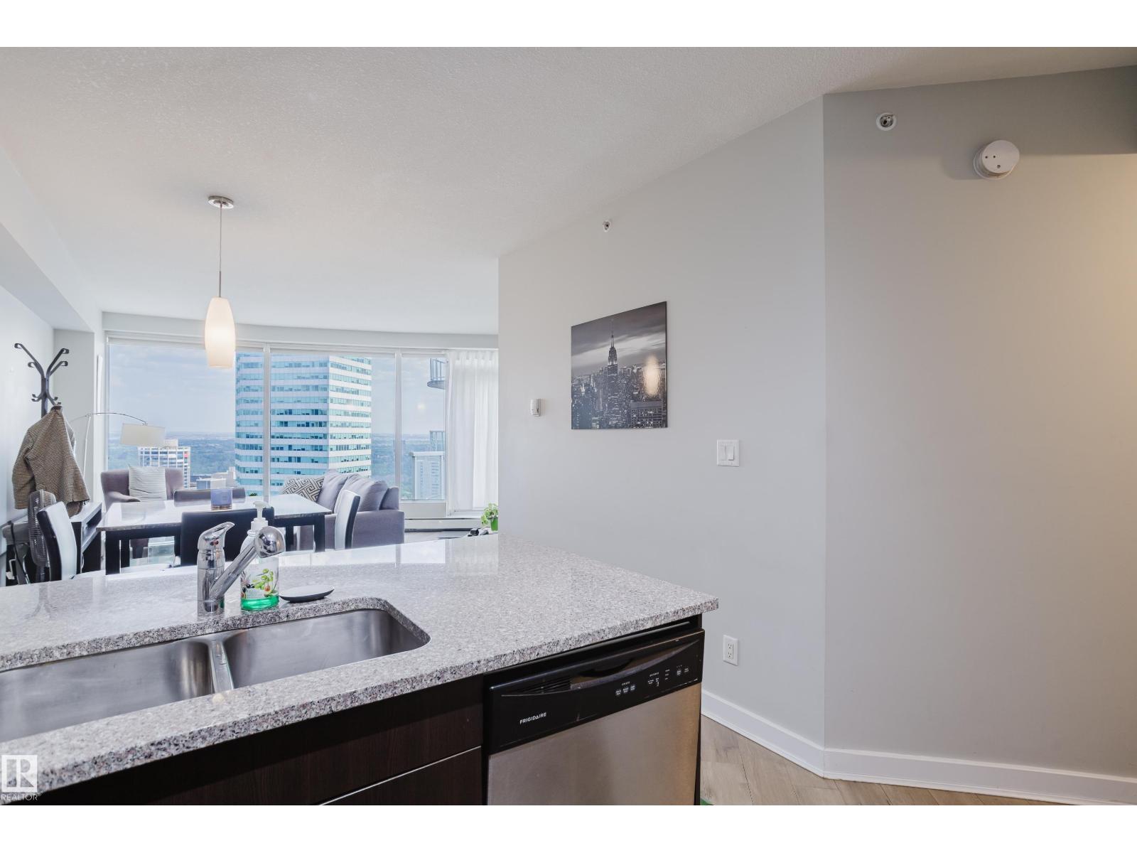 Photo 17 of 2704 10152 104 St Nw, Edmonton AB