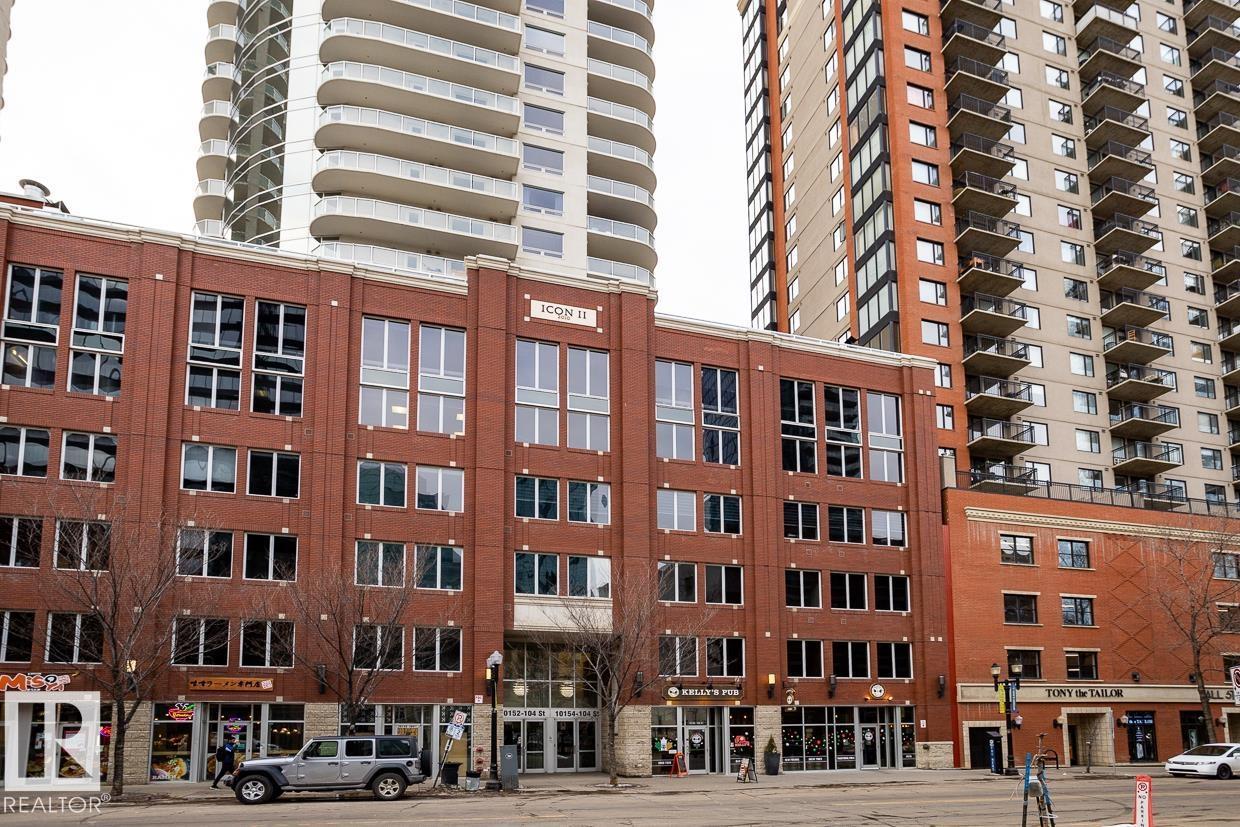 Photo 3 of 2704 10152 104 St Nw, Edmonton AB